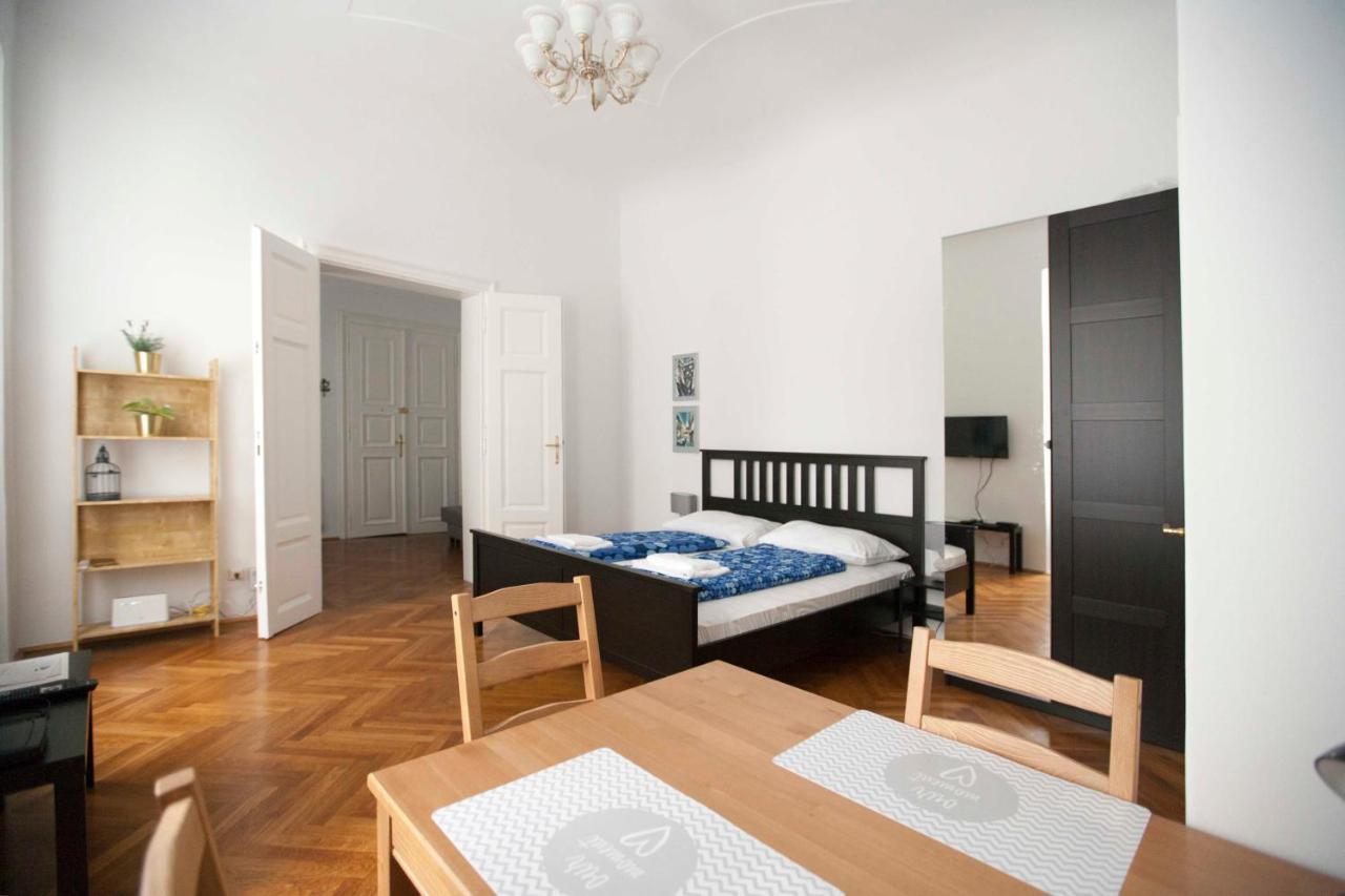 City Center Homes Vienna Esterno foto